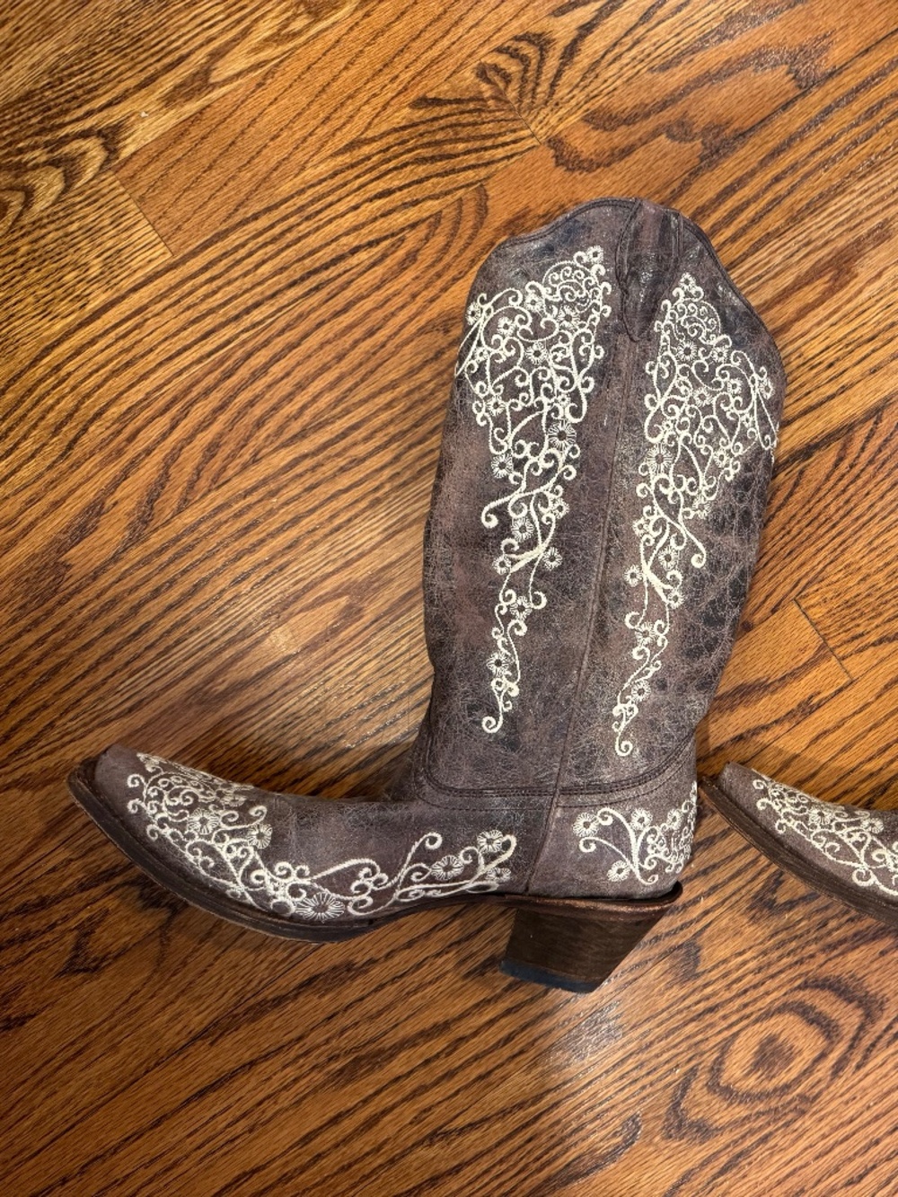 Corral cowboy boots size 9